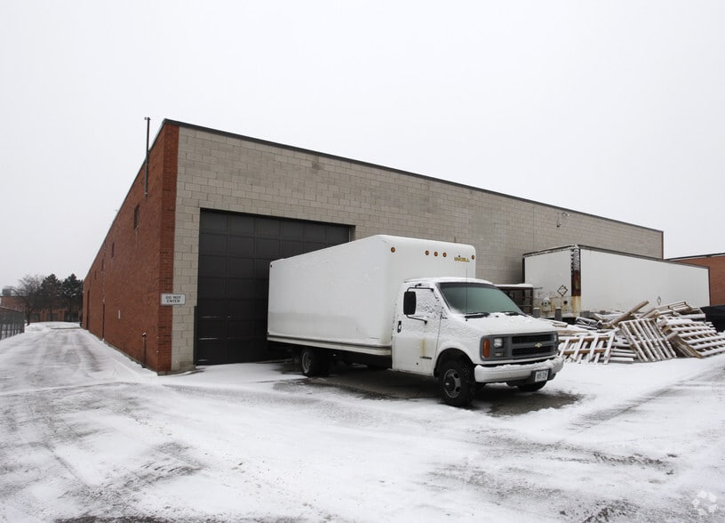 55 Bradwick Dr, Concord, ON for lease - Building Photo - Image 2 of 18