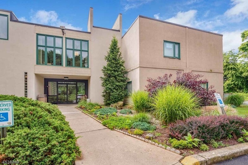 420 Coventry Dr, Phillipsburg, NJ for sale Building Photo- Image 1 of 1