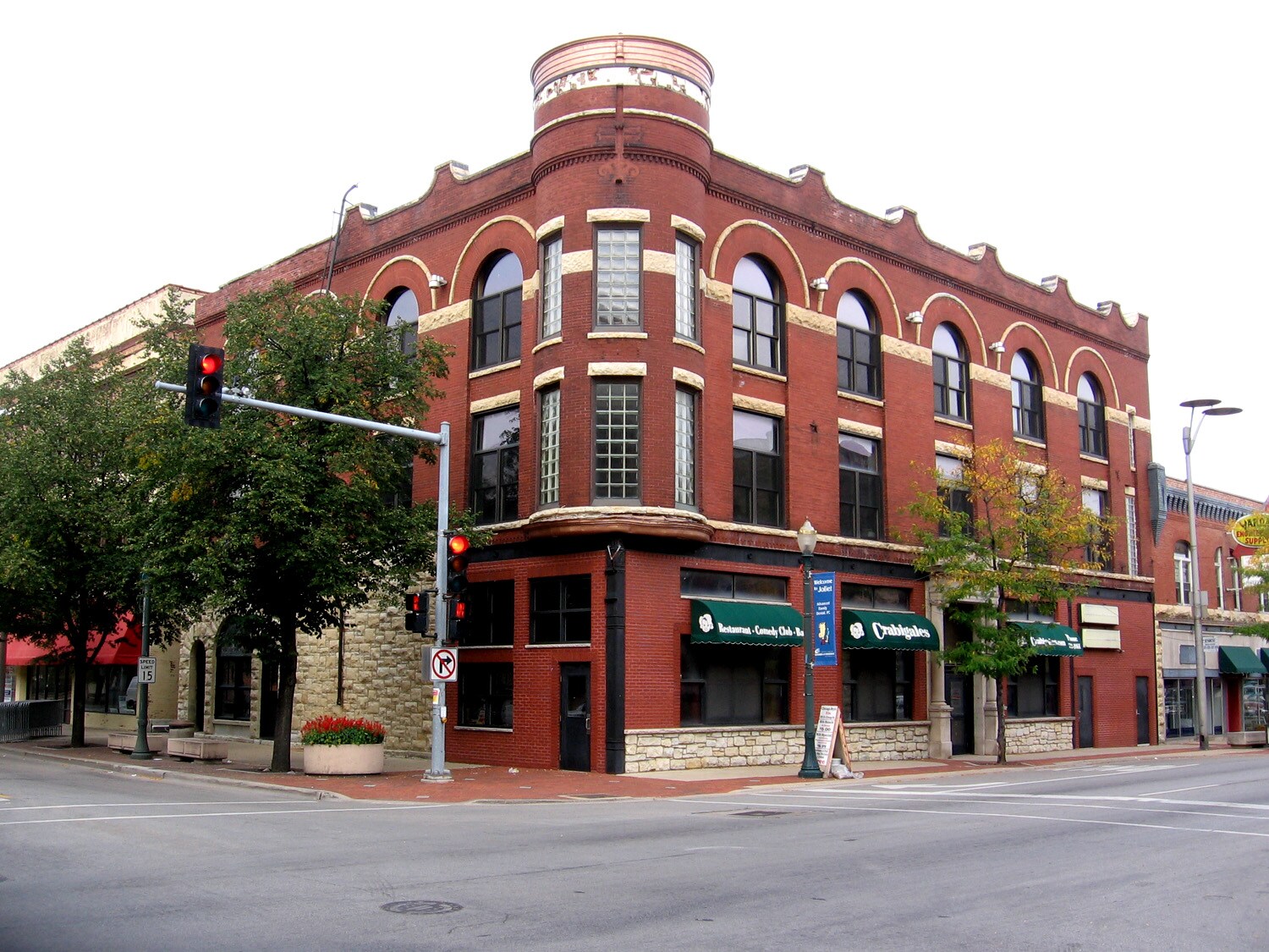 1 E Cass St, Joliet, IL 60432