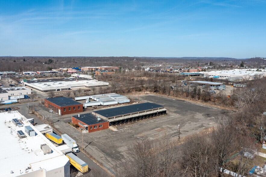 62 Carlson Rd, Orange, CT 06477