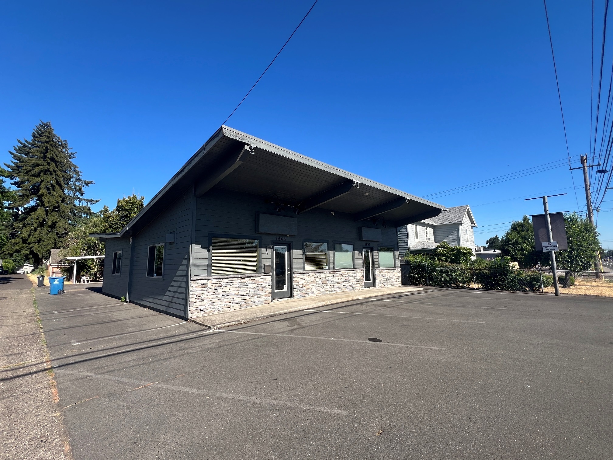 1635-1645 12th St SE, Salem, OR for sale Building Photo- Image 1 of 9