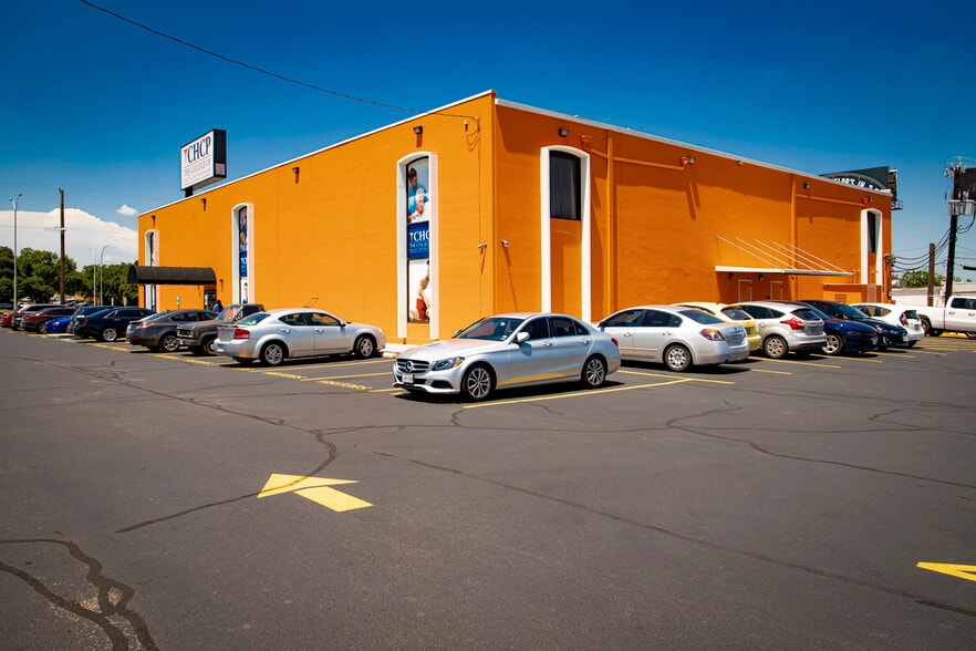 4738 NW Loop 410, San Antonio, TX for lease - Building Photo - Image 3 of 14