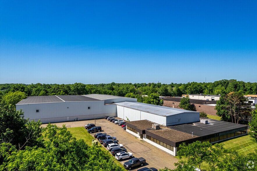 2300 E Aurora Rd, Twinsburg, OH for lease - Aerial - Image 3 of 12