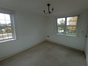 Burnham Rd, Althorne for lease Interior Photo- Image 2 of 15