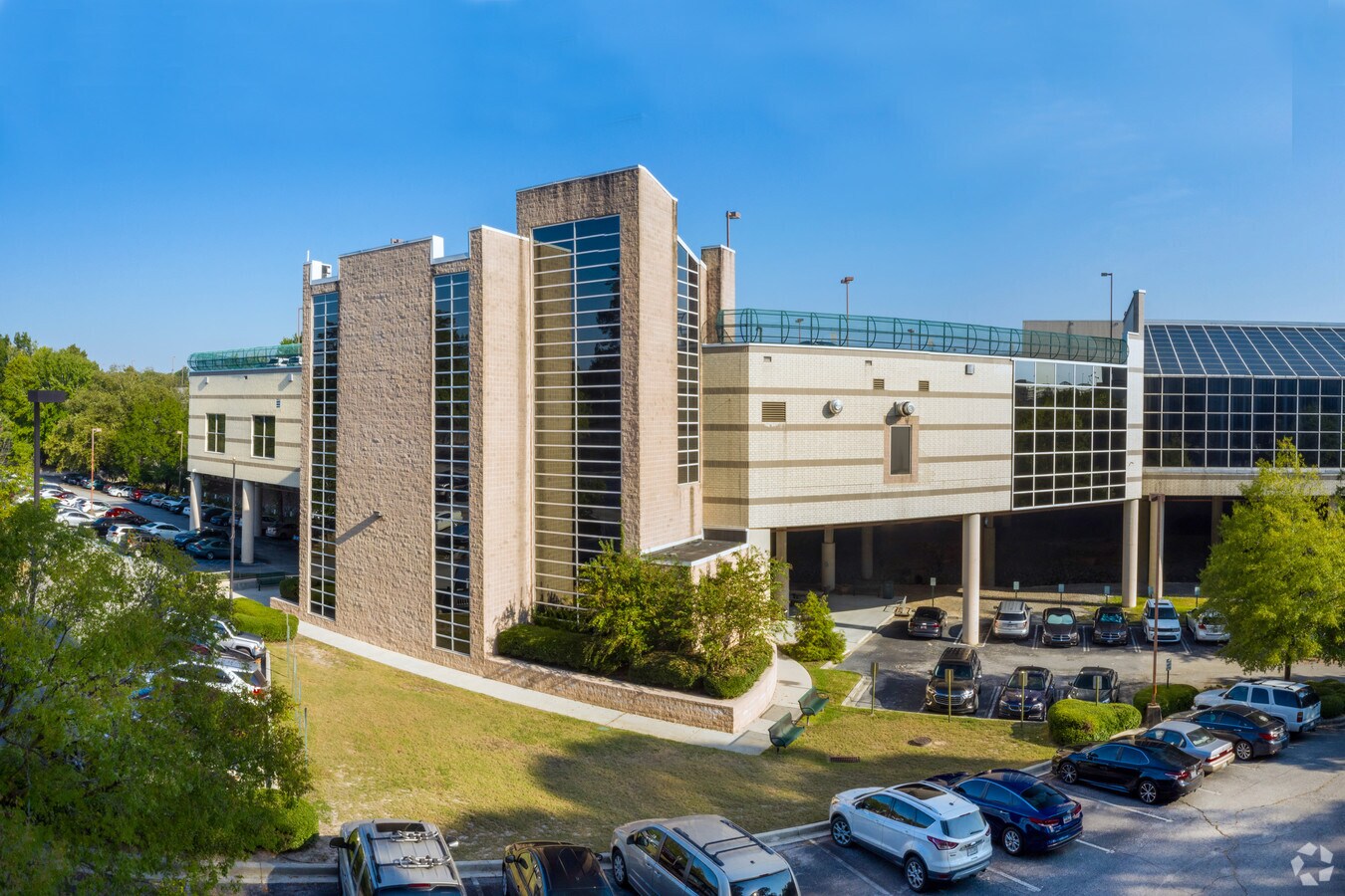 3400 Forest Dr, Columbia, SC 29204