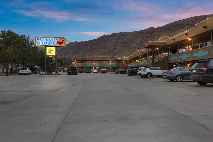 550 S Main St, Moab, UT for sale - Primary Photo - Image 1 of 1