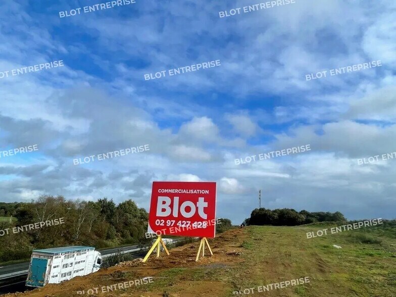 Land in Saint-Allouestre for sale - Building Photo - Image 2 of 4