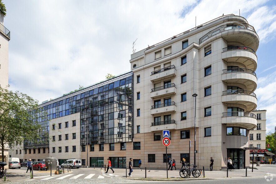 190 Rue Championnet, Paris for lease - Primary Photo - Image 1 of 6