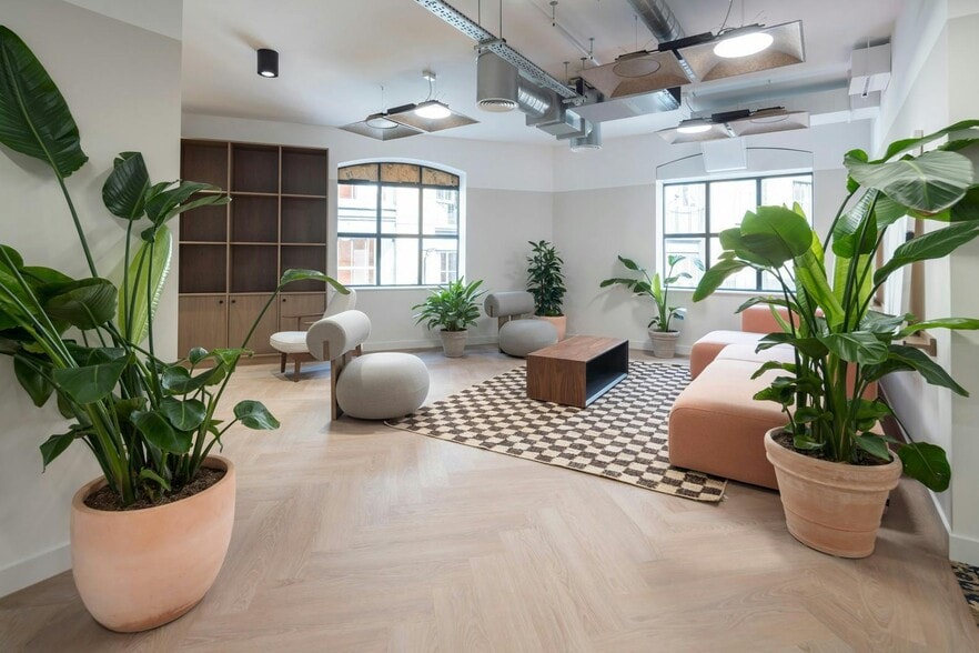 6-8 Luke St, London for lease - Building Photo - Image 3 of 27