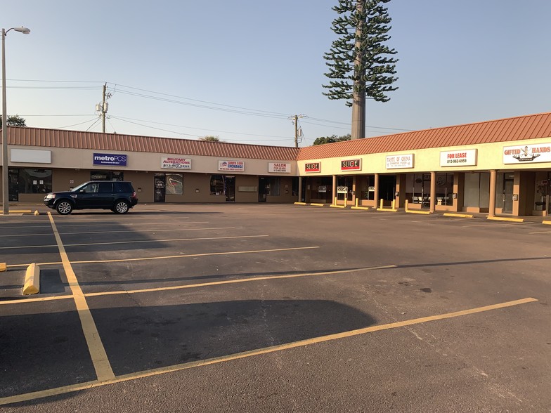 5821-5843 S Dale Mabry Hwy, Tampa, FL for lease - Building Photo - Image 1 of 3