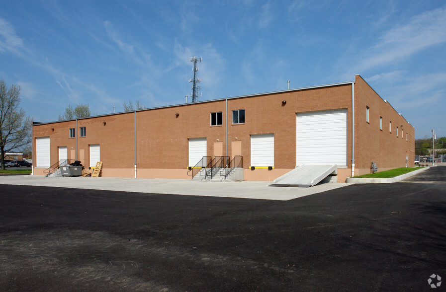 550 Foundry Rd, Norristown, PA for lease - Building Photo - Image 3 of 5