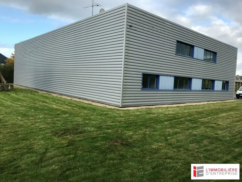 Flex in Crevin for sale Building Photo- Image 1 of 11