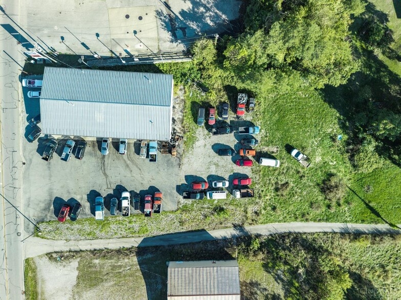 487 E Main St, Hillsboro, OH for sale - Primary Photo - Image 1 of 11