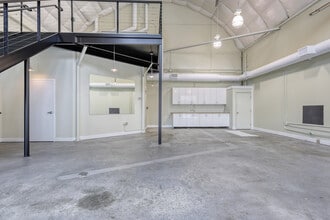 1123 Zonolite Rd NE, Atlanta, GA for lease Building Photo- Image 2 of 7