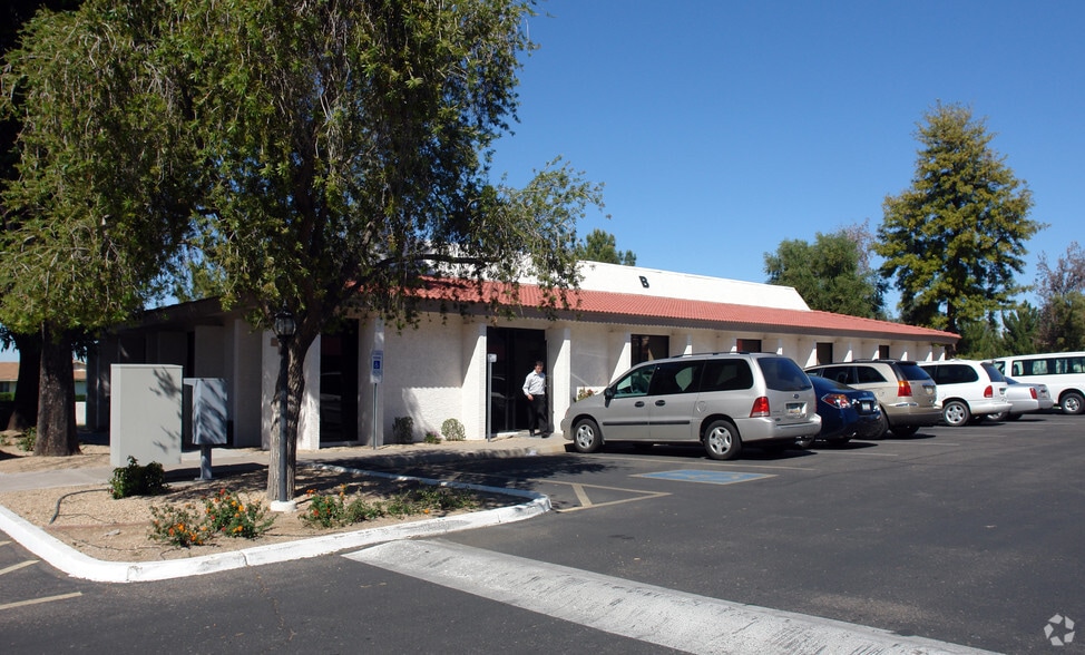 8607 N 59th Ave, Glendale, AZ for lease - Building Photo - Image 3 of 7