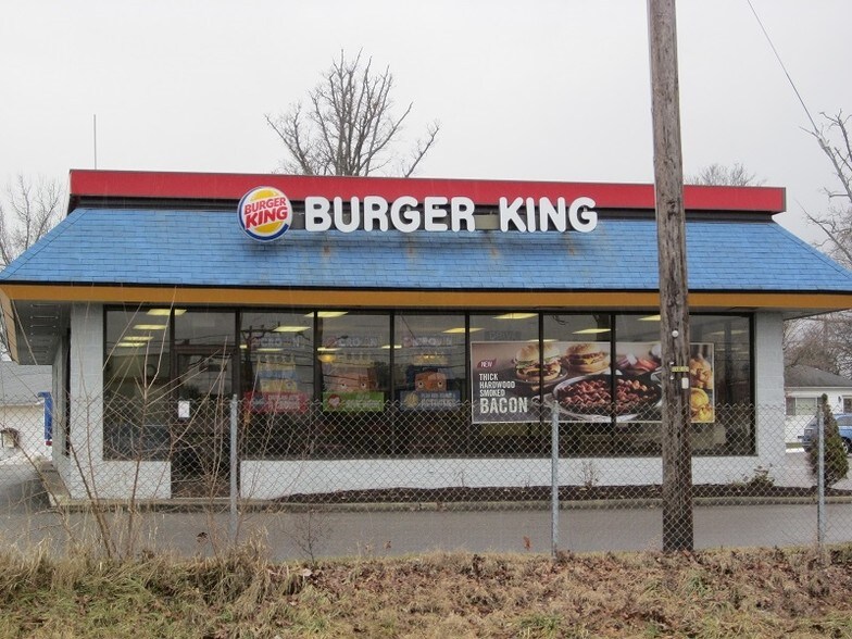 421 Madison St, Russells Point, OH for sale - Building Photo - Image 2 of 4