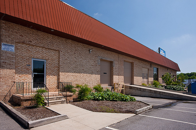 3319-3369 Hollins Ferry Rd, Lansdowne, MD for lease - Building Photo - Image 3 of 9