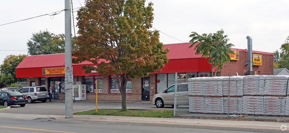 250 Welland Ave, St Catharines, ON for sale - Building Photo - Image 2 of 4