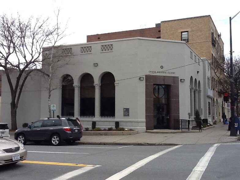 124 Chatsworth Ave, Larchmont, NY for lease - Building Photo - Image 2 of 3