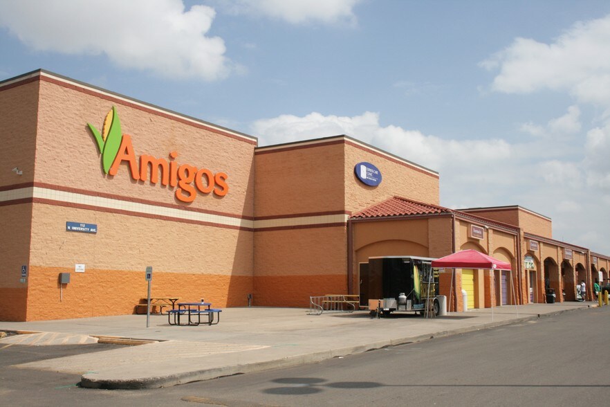 104-112 N University Ave, Lubbock, TX for sale - Building Photo - Image 1 of 1