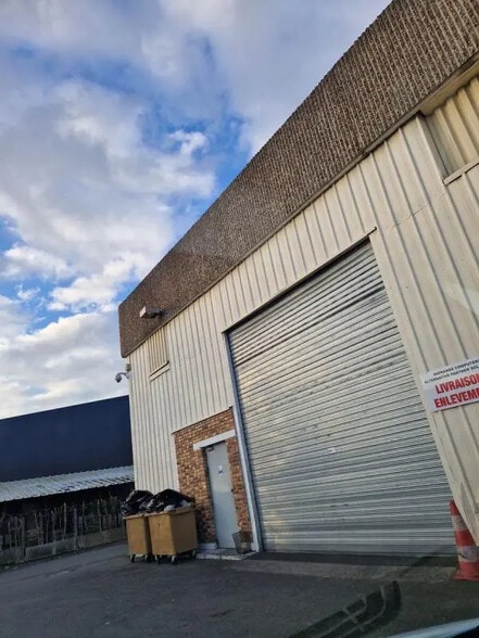 Flex in SAINT-OUEN-L'AUMONE for sale - Building Photo - Image 2 of 8