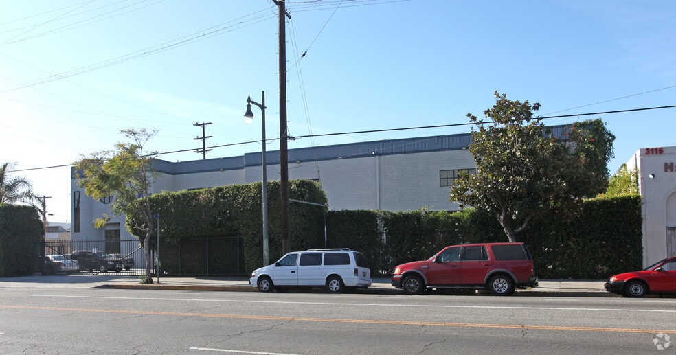 3119-3121 S Main St, Los Angeles, CA for sale - Building Photo - Image 2 of 3
