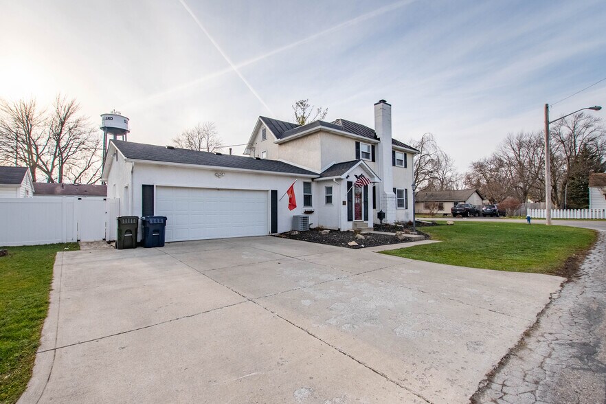 5281 North St, Hilliard, OH 43026