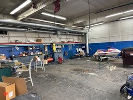 5818 N 2nd St, Loves Park IL - Automotive Property