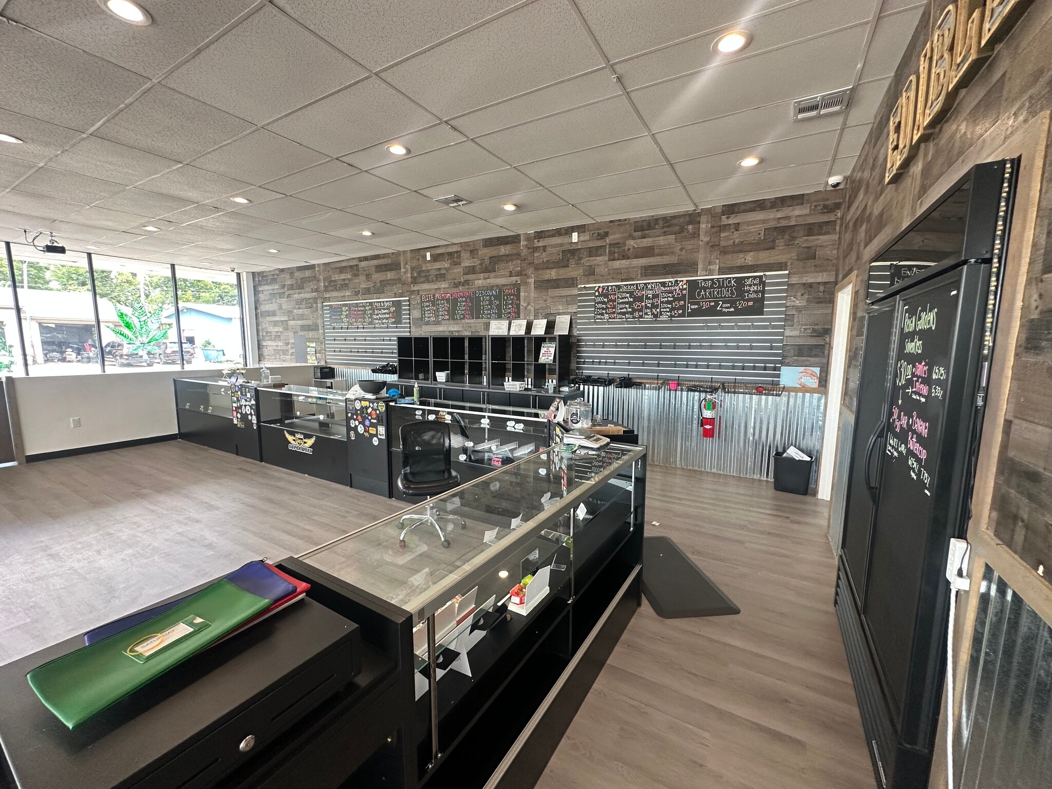 6530-6534 NW 36th St, Bethany, OK for sale Interior Photo- Image 1 of 5