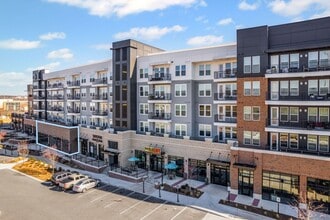 2141 Century Farms Pky, Antioch, TN for lease Building Photo- Image 1 of 2