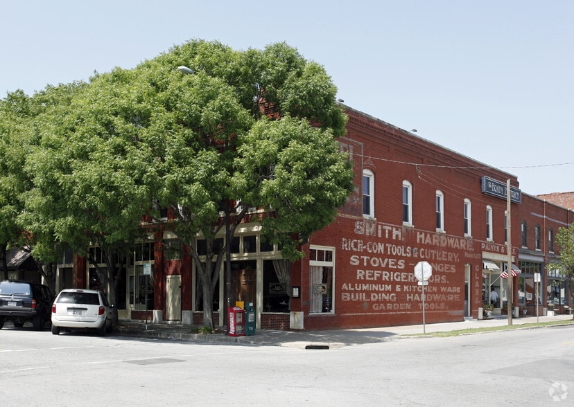 201-203 N Main St, Tulsa, OK for lease - Primary Photo - Image 1 of 4