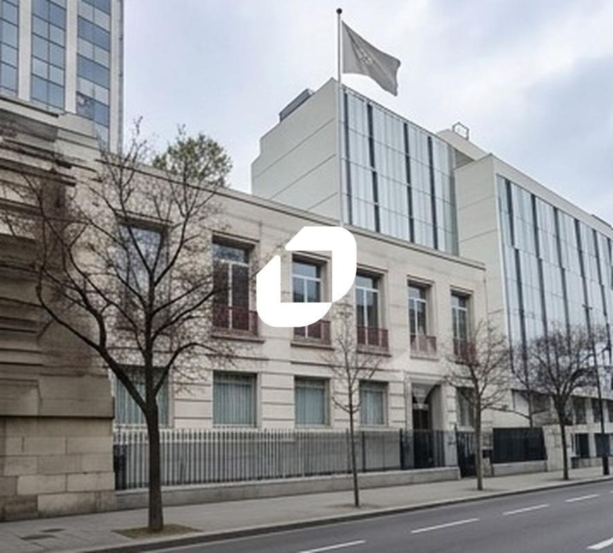 Office in Les Lilas for sale Building Photo- Image 1 of 9