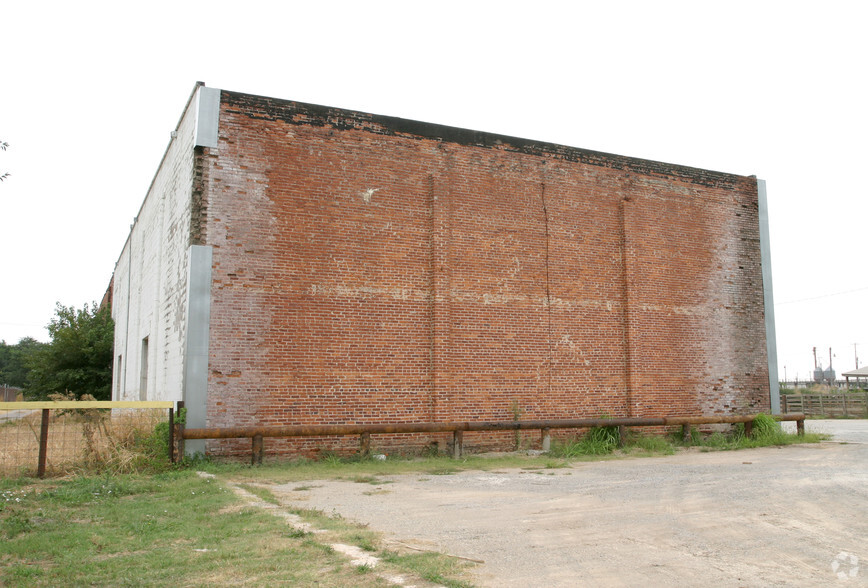 2801 Exchange Ave, Oklahoma City, OK for sale - Building Photo - Image 3 of 4