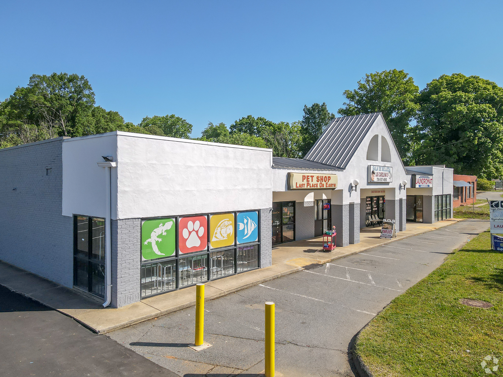 5655 N Tryon St, Charlotte, NC for sale Primary Photo- Image 1 of 1