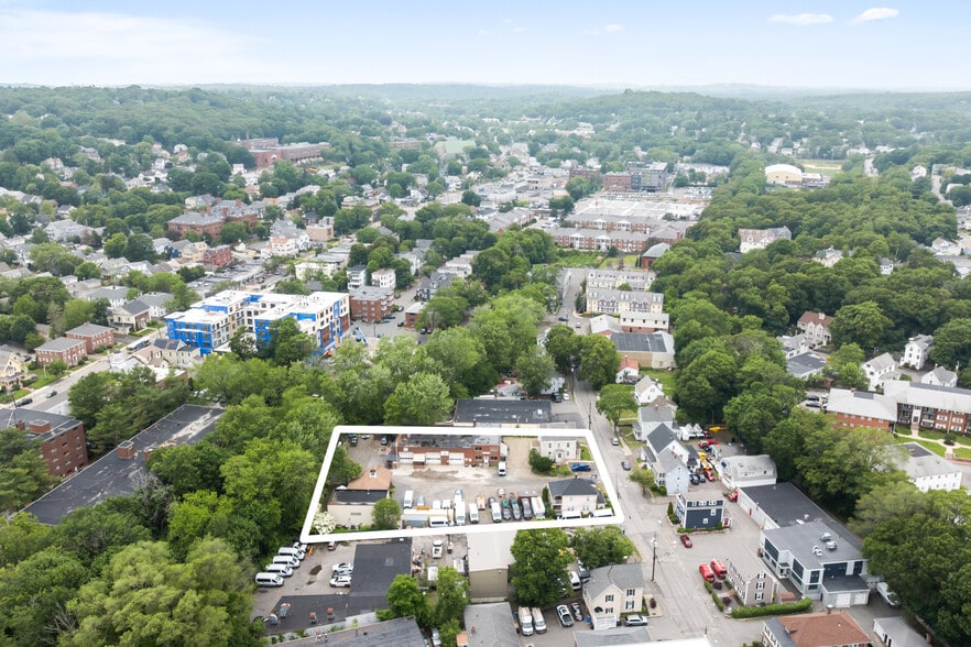 52 Dudley St, Arlington, MA for sale - Building Photo - Image 3 of 39