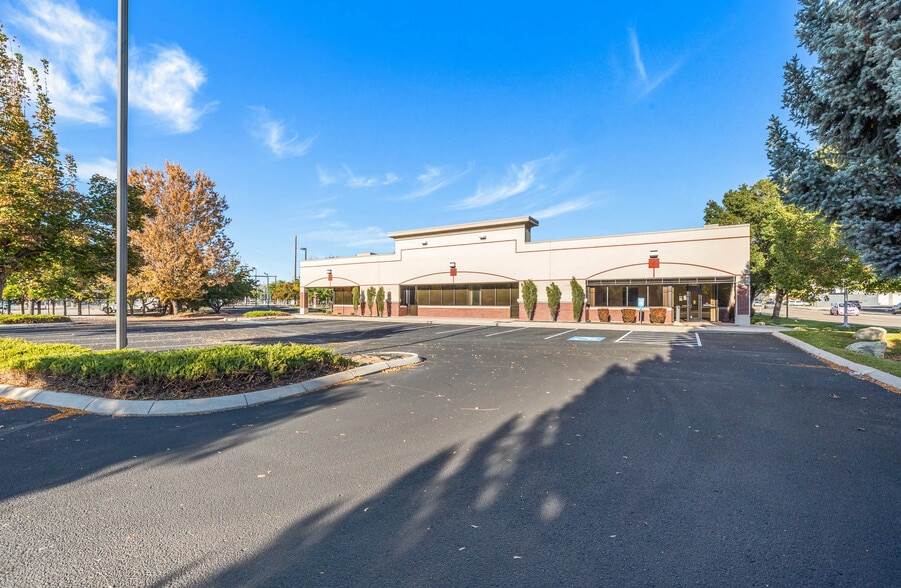 703 S Americana Blvd, Boise, ID for sale - Building Photo - Image 1 of 9
