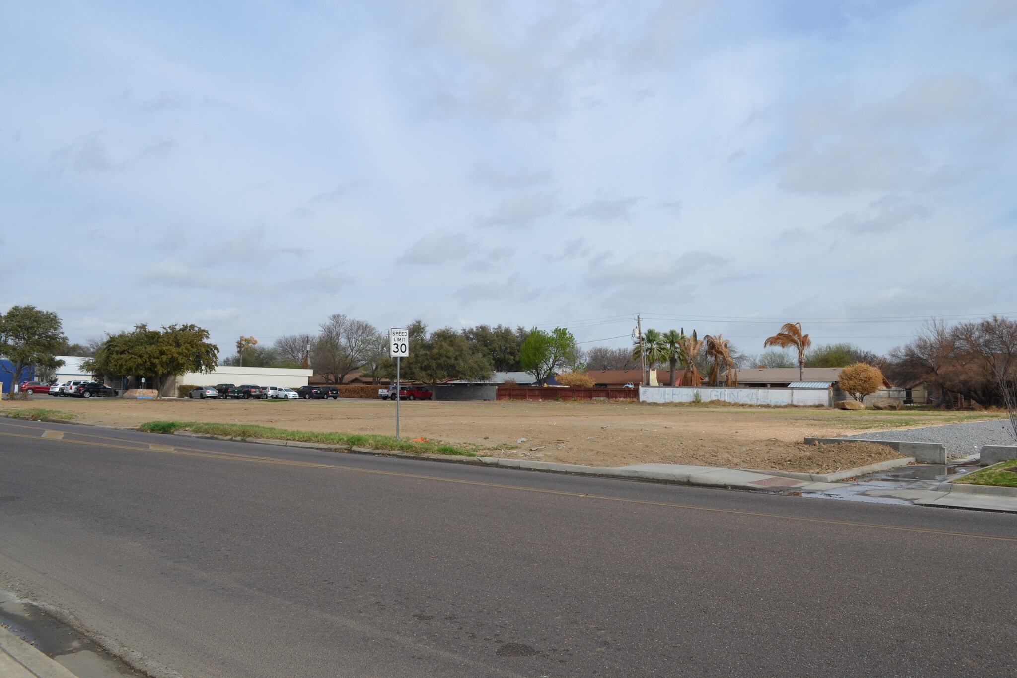 1020 E Hillside Rd, Laredo, TX for sale Other- Image 1 of 11