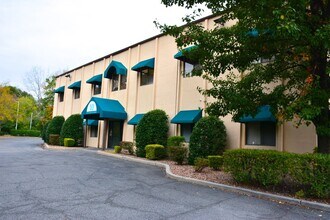 10 Little Britain Rd, Newburgh, NY for lease Building Photo- Image 2 of 5