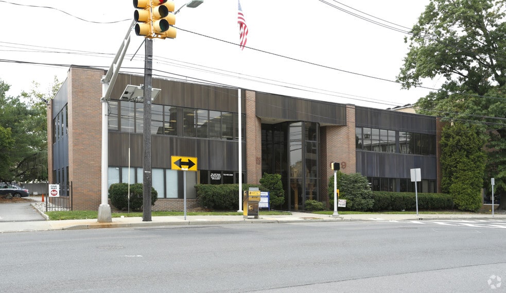 619 Amboy Ave, Edison, NJ 08837