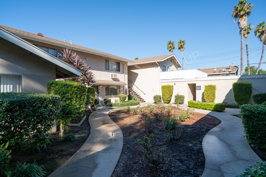 3100-3139 Quartz Ln, Fullerton, CA for sale - Building Photo - Image 3 of 14