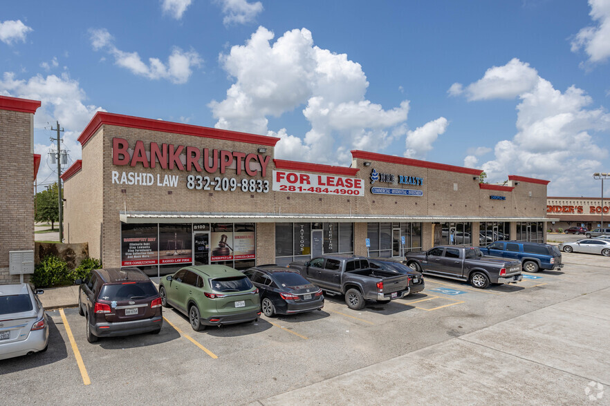 10222 Gulf Fwy, Houston, TX for lease - Building Photo - Image 2 of 8