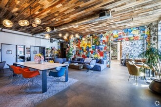 2744 E 11th St, Oakland, CA for lease Interior Photo- Image 2 of 5