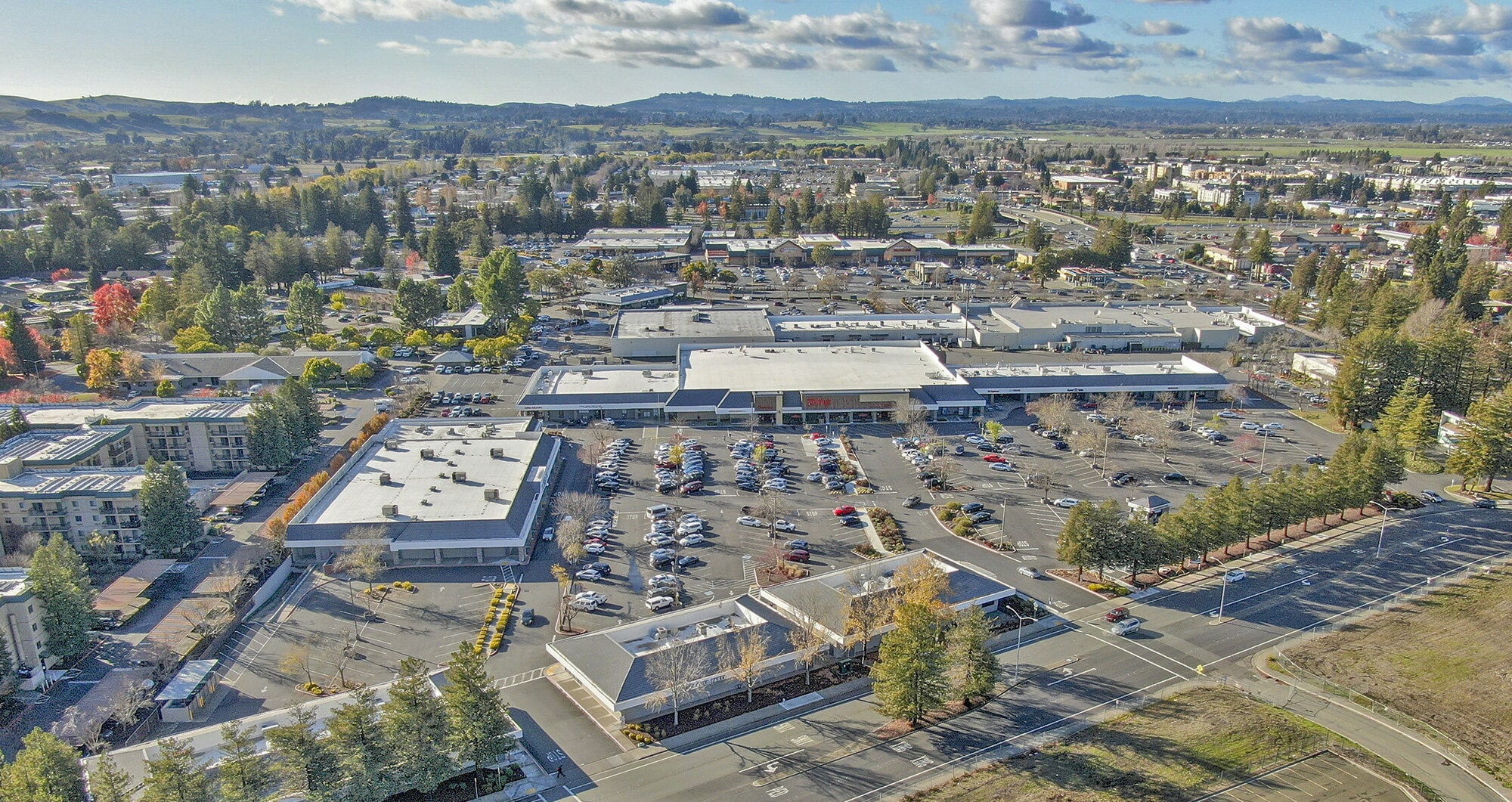 15-190 Raleys Towne Ctr, Rohnert Park, CA for lease Building Photo- Image 1 of 8