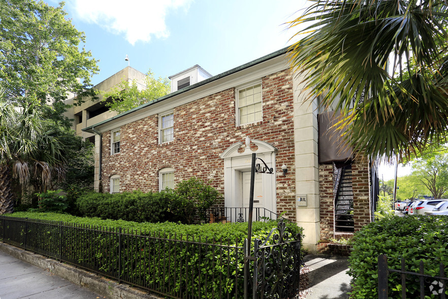 136 Rutledge Ave, Charleston, SC for lease - Primary Photo - Image 1 of 5