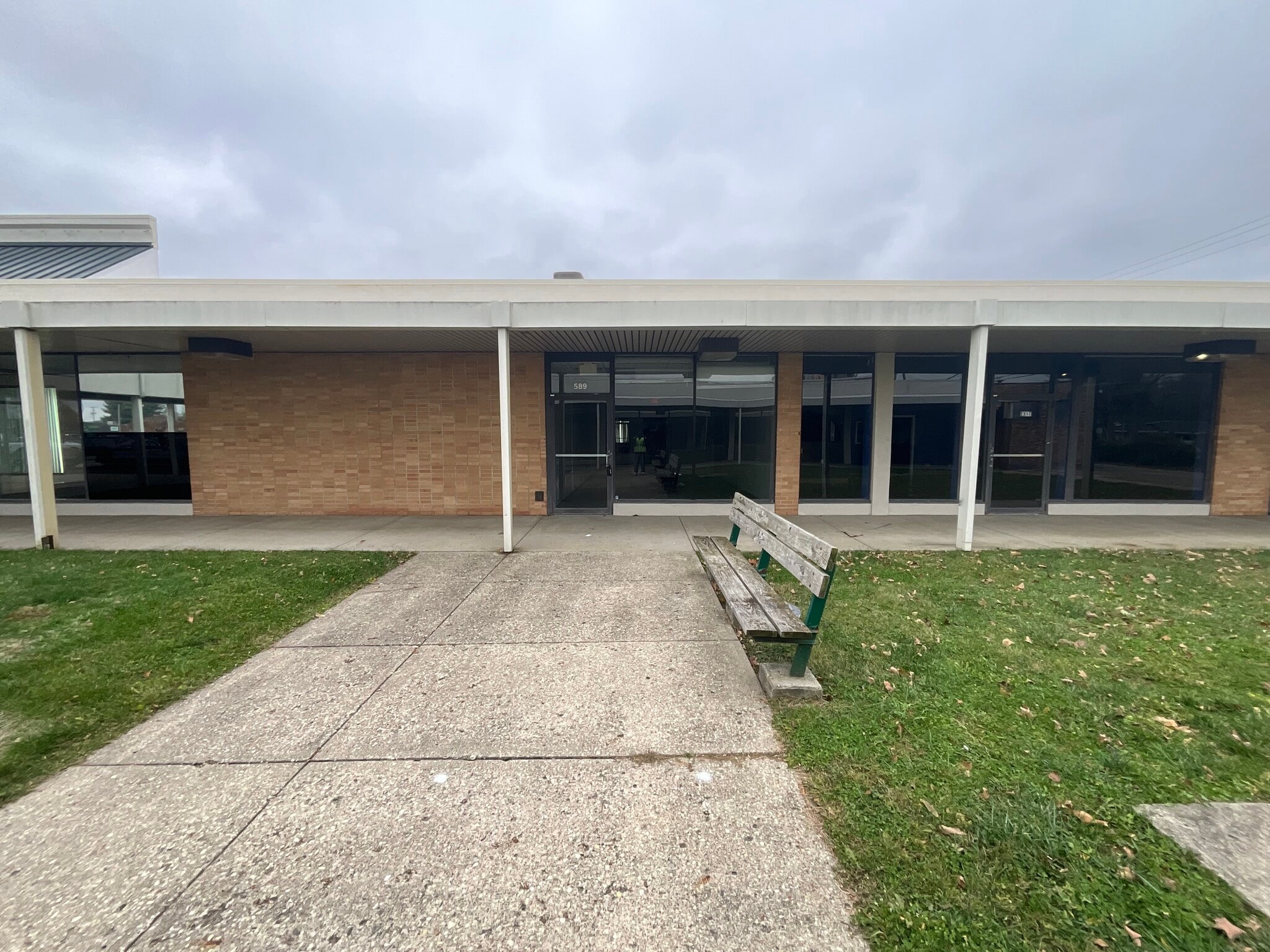 607 Hebron Rd, Heath, OH for lease Building Photo- Image 1 of 1