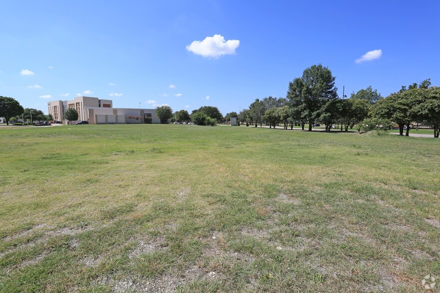 Parkwood Blvd, Frisco, TX for sale - Primary Photo - Image 1 of 1