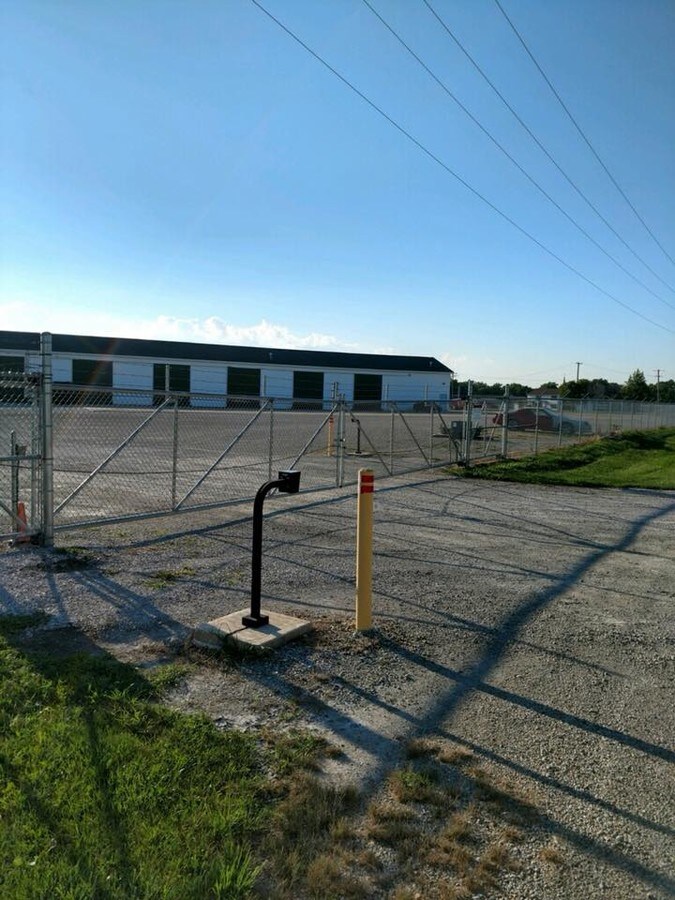 3094 N 8th Rd, Wenona, IL 61377