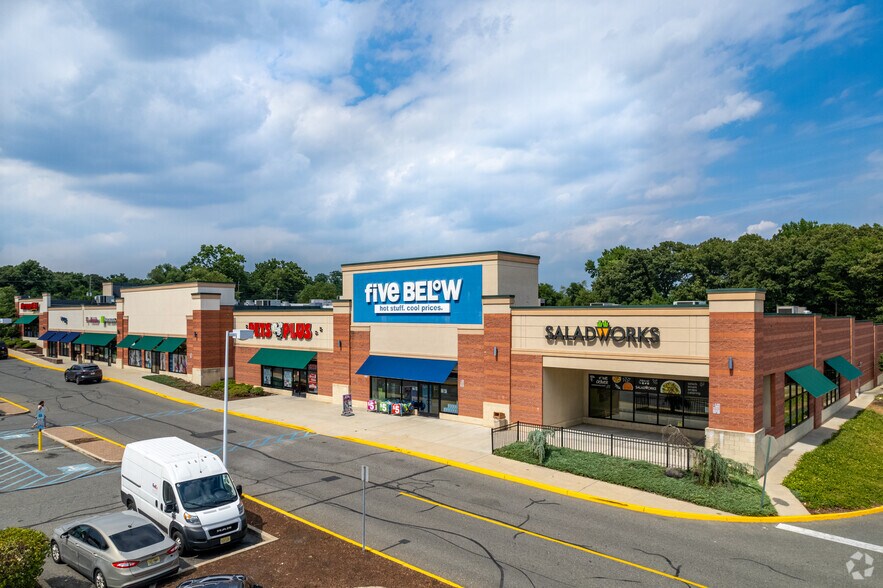 1311-1321 Fairview Blvd, Delran, NJ for sale - Primary Photo - Image 1 of 1