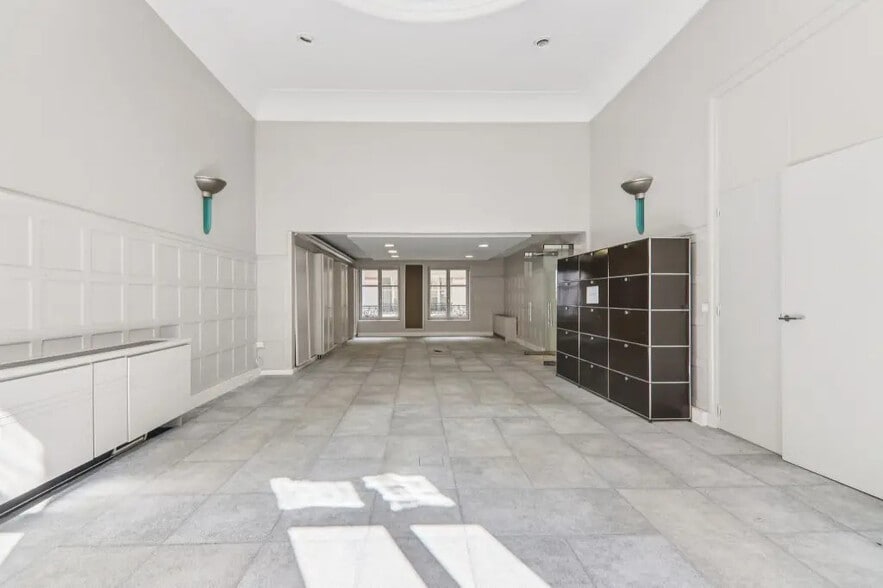 14 Rue De Siam, Paris for lease - Building Photo - Image 2 of 14