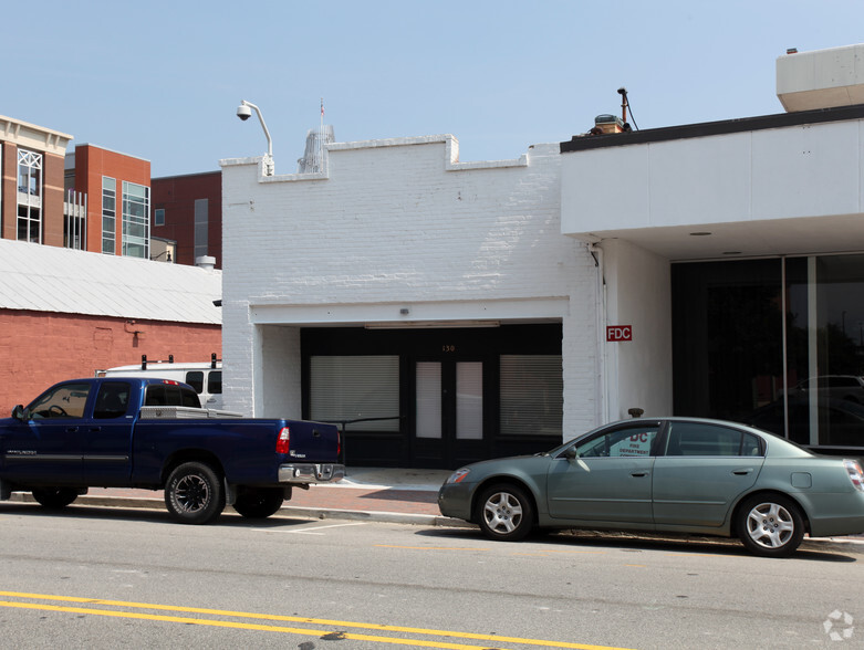 130 Franklin St, Fayetteville, NC for lease - Building Photo - Image 2 of 6